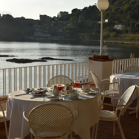 Hotel Lido Mediterranee 4*